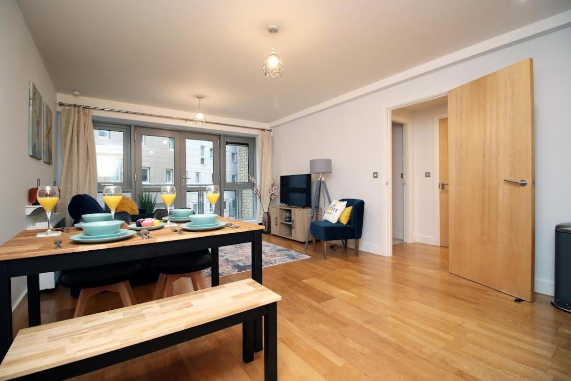 Hamilton Court 1Bedroom Apartment, Bright And Central Location With Balcony And Wi-Fi Bristol Eksteriør billede